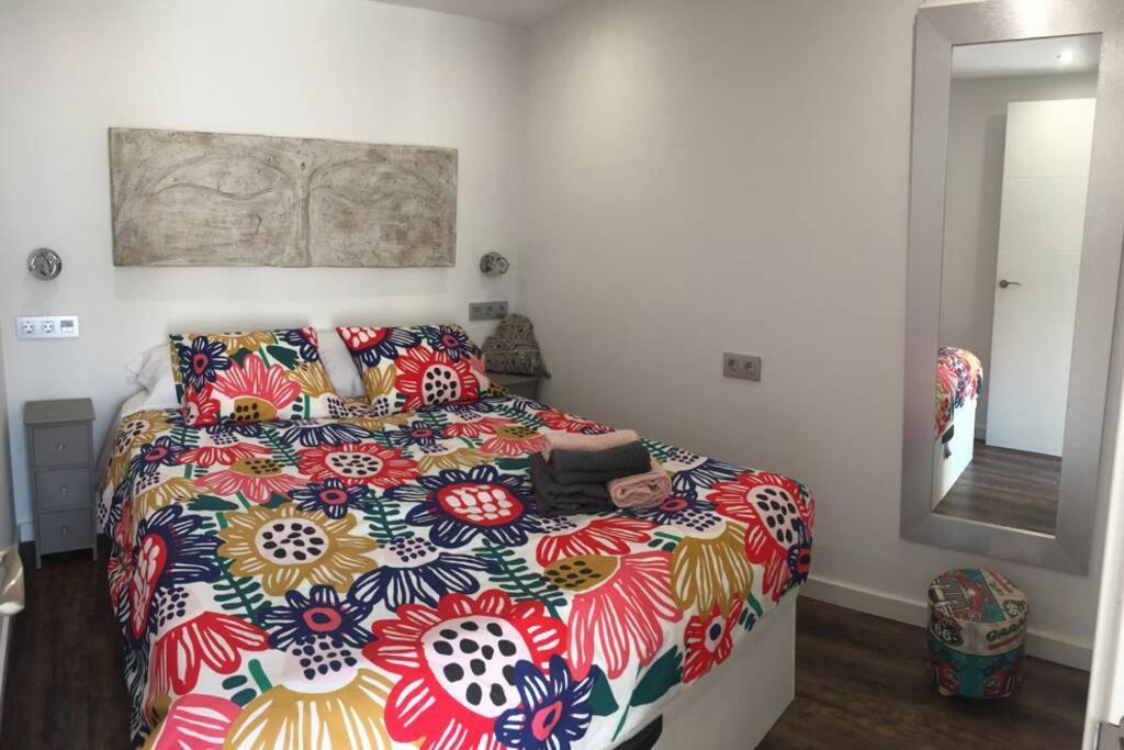 Apartamento Boutique Centrico A 5 Min Playa Alicante Luaran gambar
