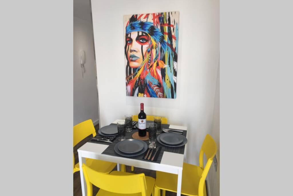 Apartamento Boutique Centrico A 5 Min Playa Alicante Luaran gambar