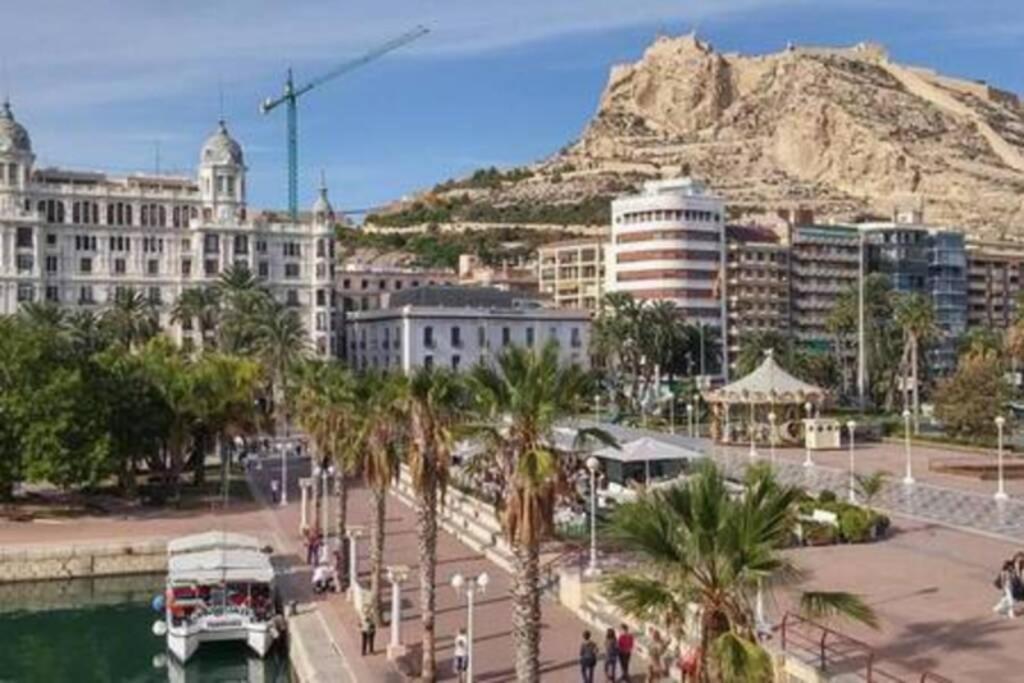 Apartamento Boutique Centrico A 5 Min Playa Alicante Luaran gambar