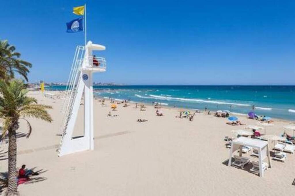 Apartamento Boutique Centrico A 5 Min Playa Alicante Luaran gambar